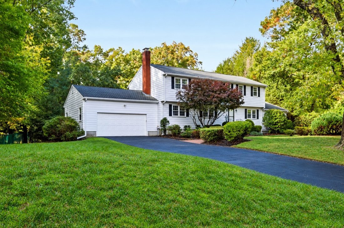 House in Sharon, Massachusetts, United States 2 - 19108735