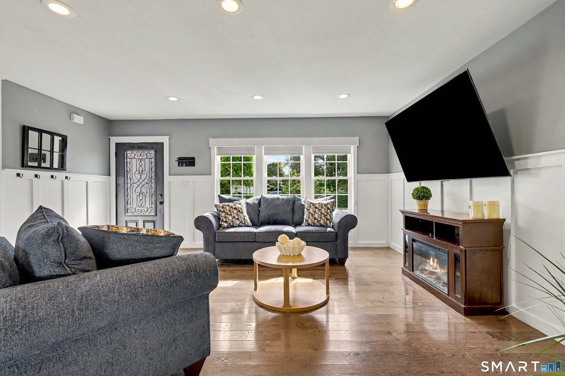 House in Greenwich, Connecticut, United States 4 - 19106701