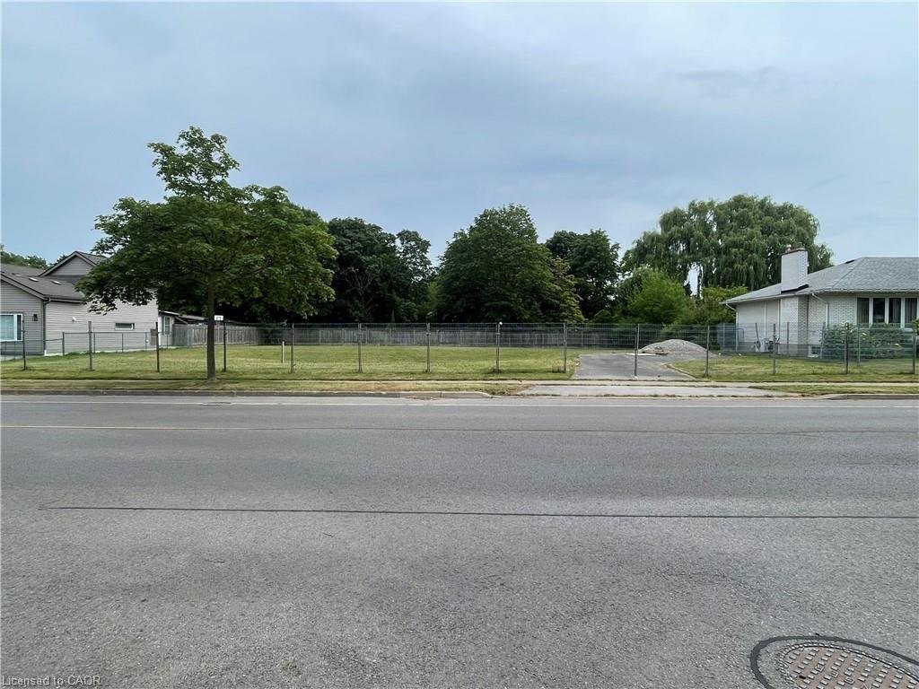 Terreno en St. Catharines, Ontario, Canadá 2 - 19108856