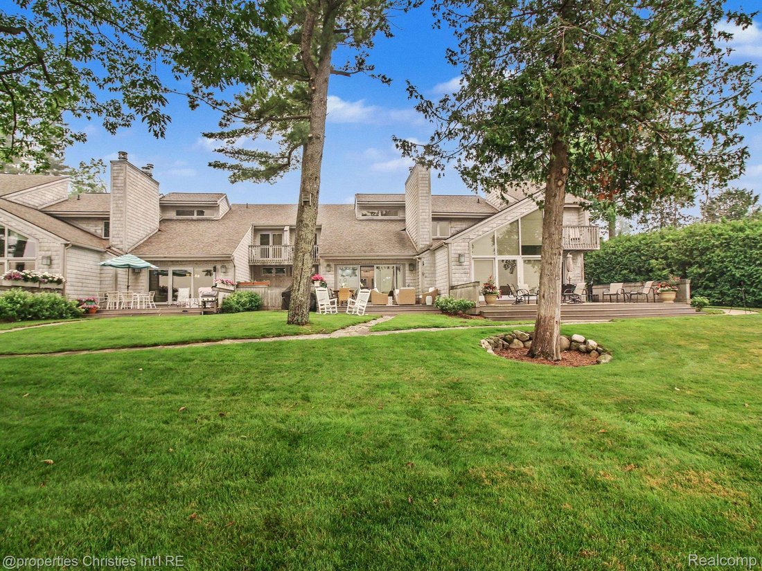 Condominio a Wequetonsing, Michigan, Stati Uniti 1 - 19108127
