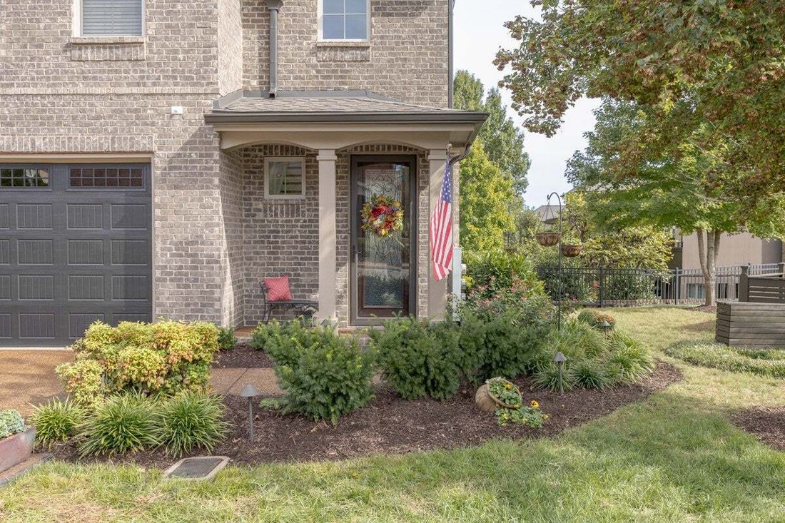 Co Op in Nashville, Tennessee, United States 3 - 19107071