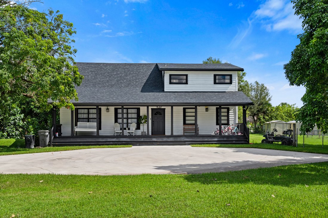 Jupiter Island, Florida, United States 2 - 19109055