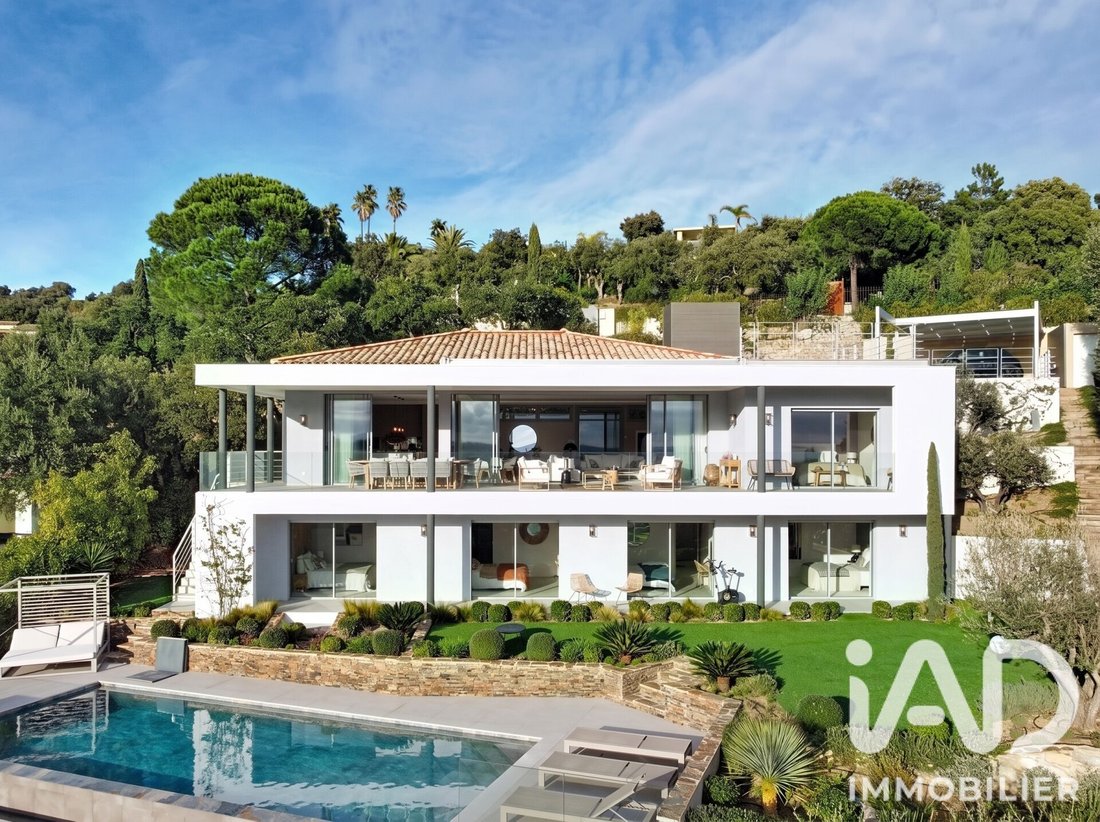 Casa en Nartelle-Noyer-Bellevue-bd de los Sardinaux, Sainte-Maxime, Francia 2 - 19109089