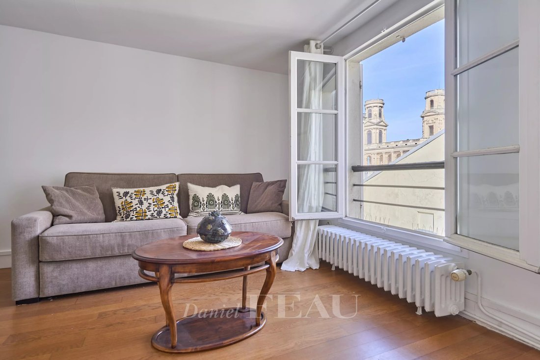 Apartment in Odéon, Paris 6e Arrondissement, Paris 3 - 19107284