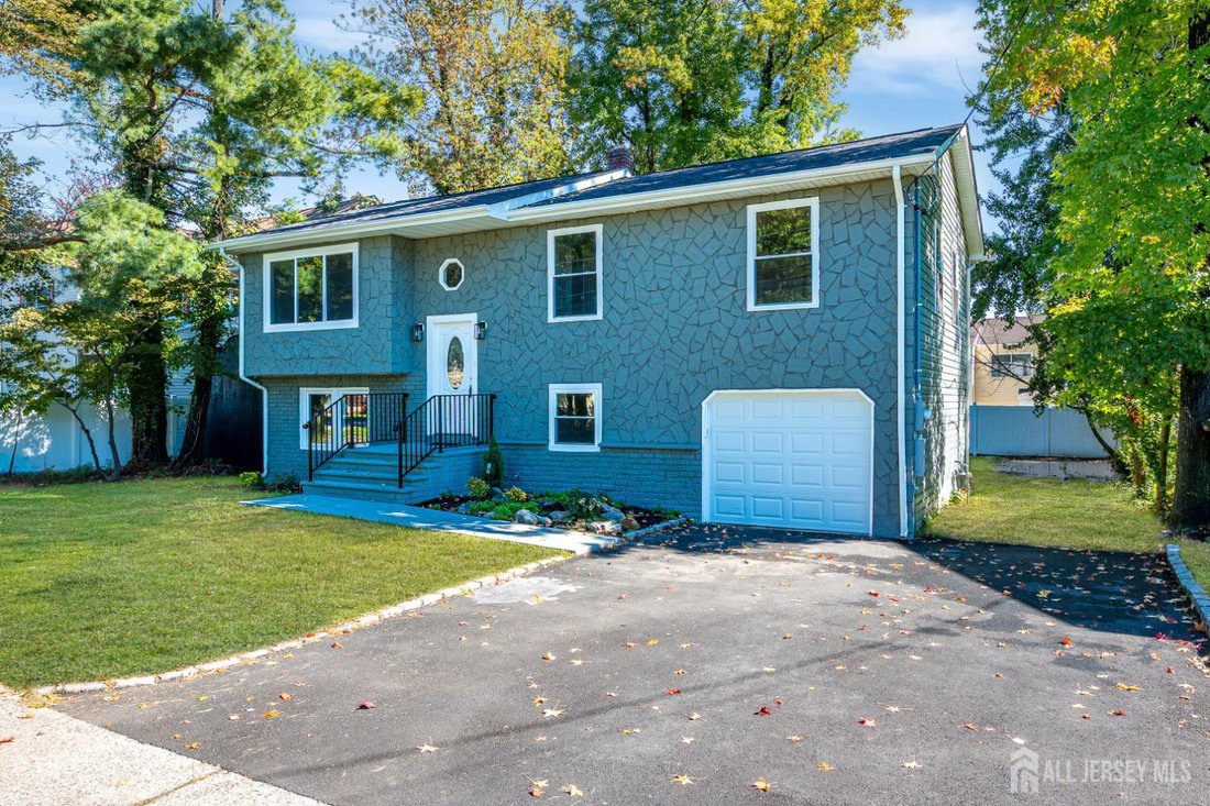 House in Woodbridge Township, New Jersey, United States 2 - 19093311