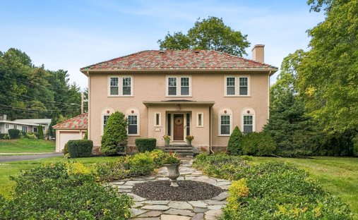 House in Worcester, Massachusetts, United States 1