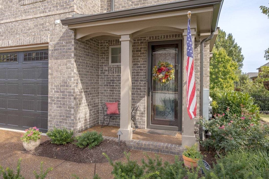 Co Op in Nashville, Tennessee, United States 4 - 19107071