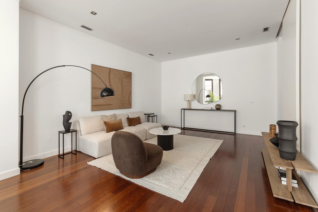 Apartment in Avenidas Novas, Lisbon, Portugal 1 - 17449388