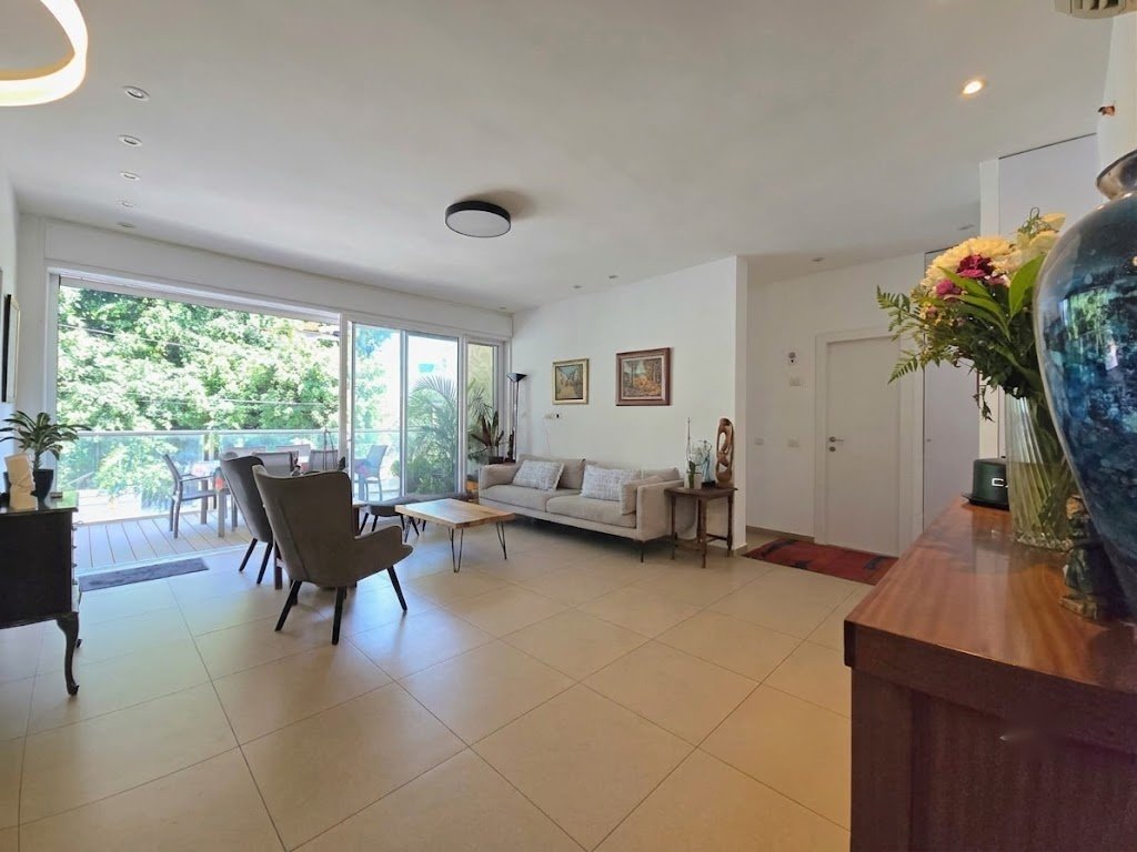 Apartment in Ra'anana, Center District, Israel 1 - 19108905