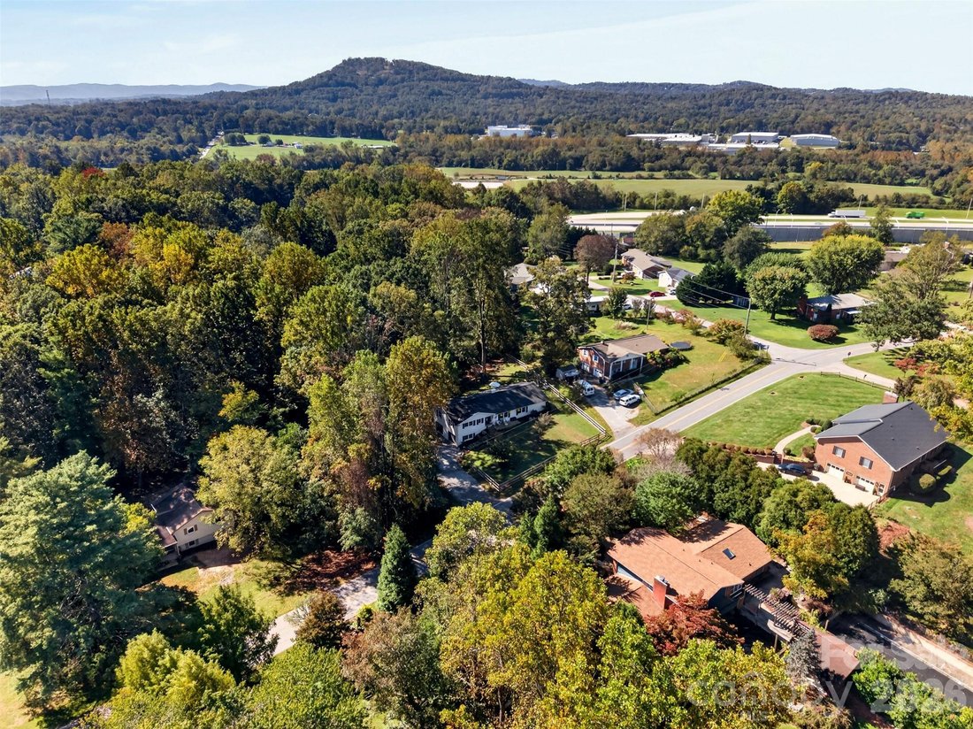 Haus in Hendersonville, North Carolina, Vereinigte Staaten 3 - 19106664