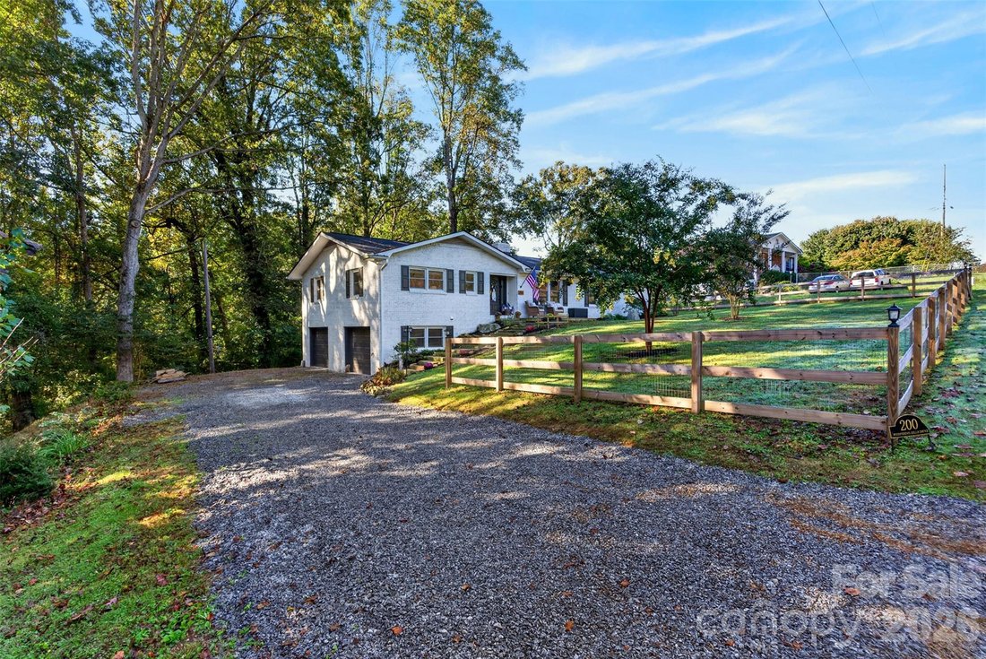 Haus in Hendersonville, North Carolina, Vereinigte Staaten 2 - 19106664
