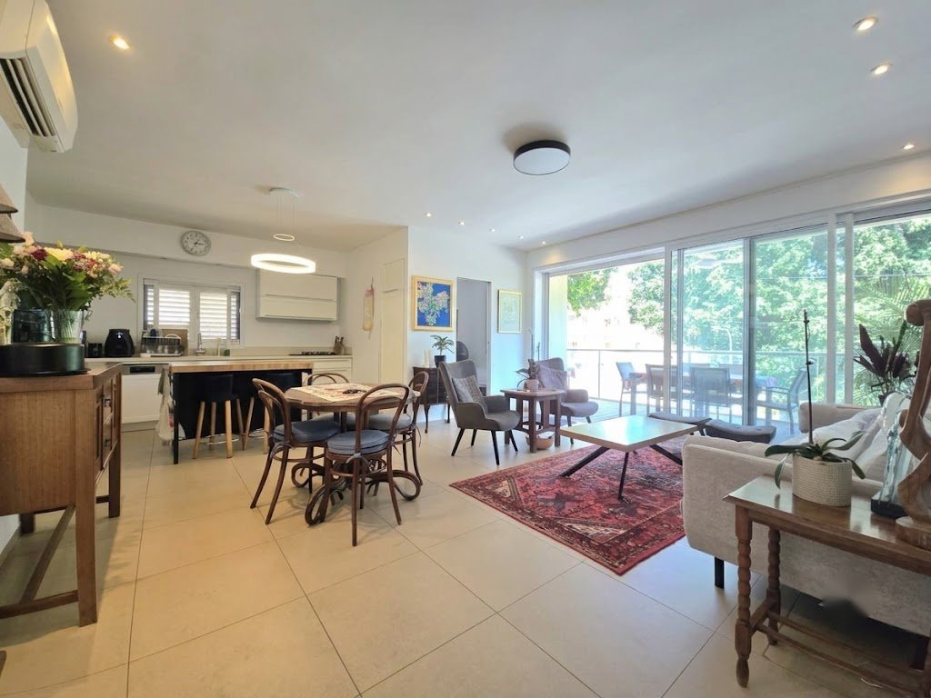 Apartment in Ra'anana, Center District, Israel 3 - 19108905