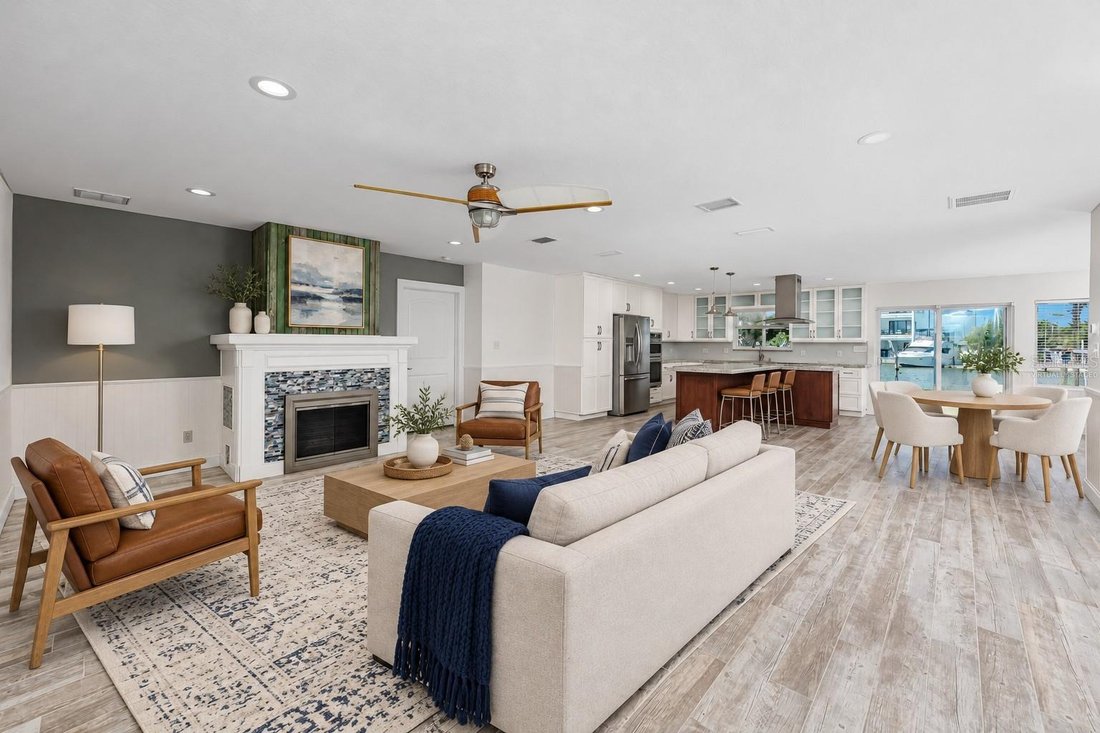 Casa a Madeira Beach, Florida, Stati Uniti 4 - 19108743
