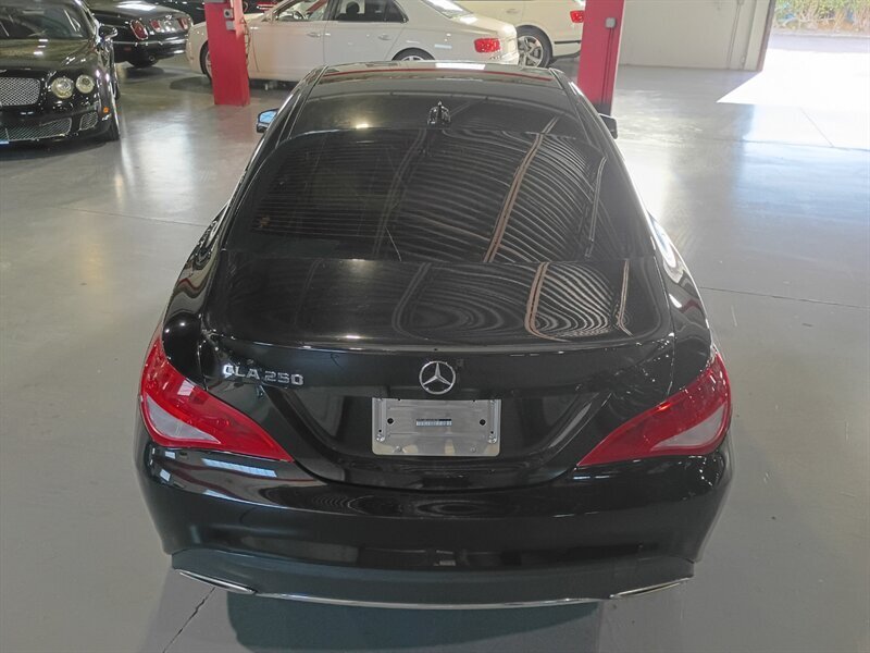 Sedan in Boca Raton, FL, United States 5 - 19106744