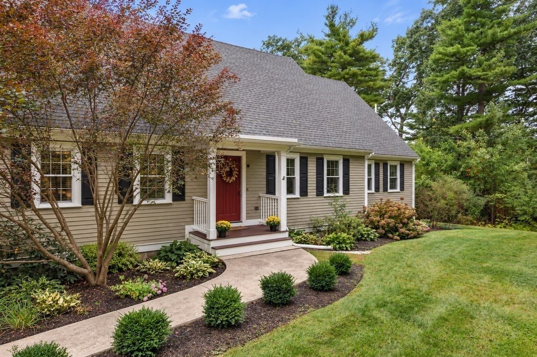 House in Walpole, Massachusetts, United States 2 - 19109361