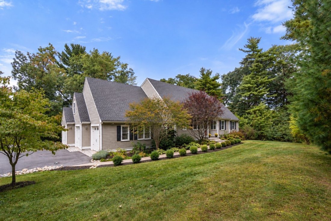 House in Walpole, Massachusetts, United States 1 - 19109361