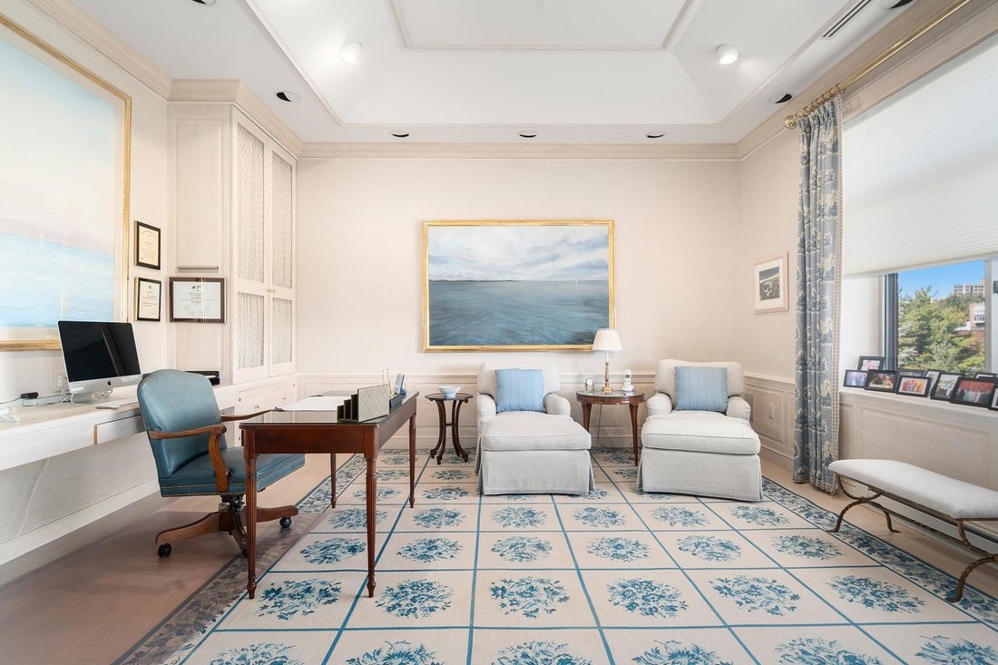 Condo in Brookline, Massachusetts, United States 4 - 19109357