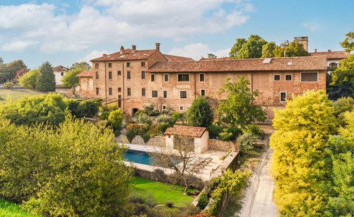 Casa en Cerrina Monferrato, Piamonte, Italia 1