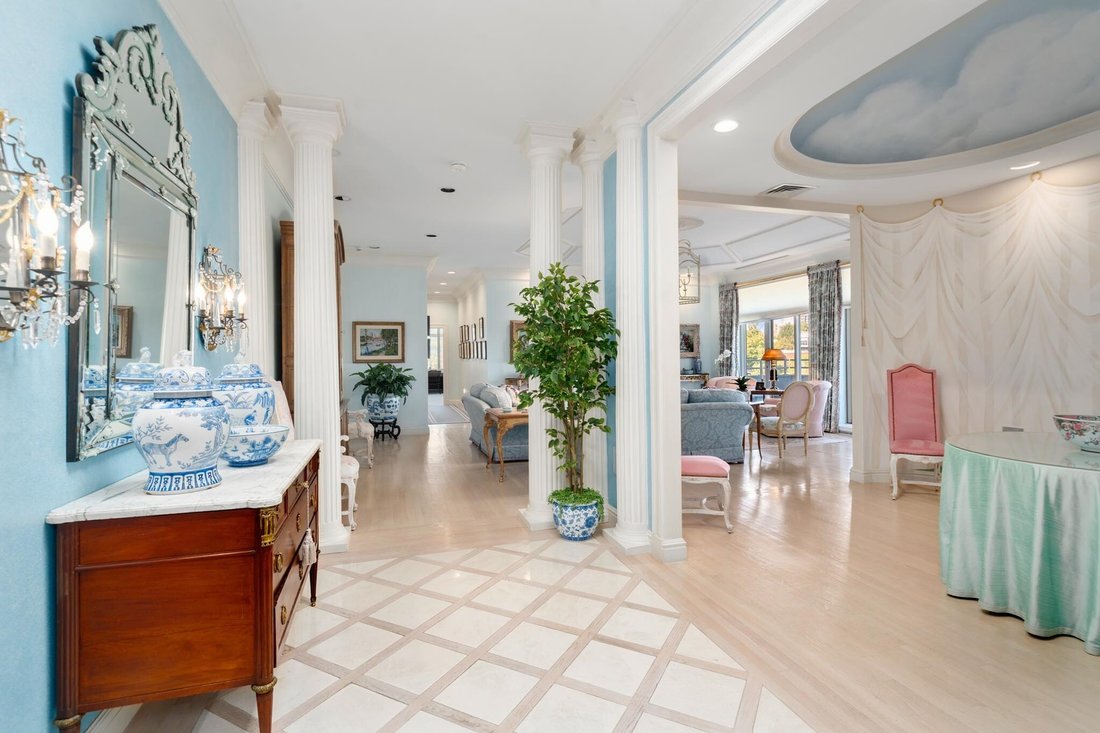 Condo in Brookline, Massachusetts, United States 1 - 19109357