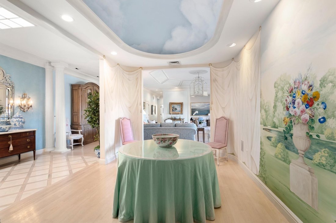 Condo in Brookline, Massachusetts, United States 3 - 19109357
