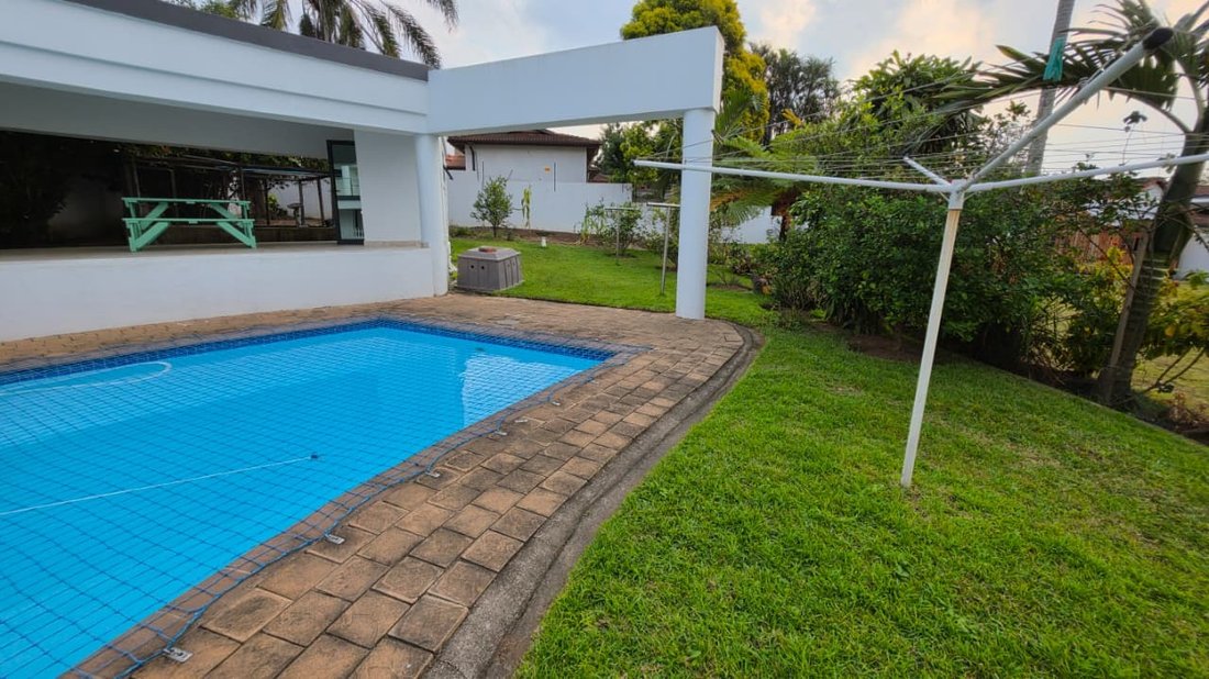 Haus in Queensburgh, KwaZulu-Natal, Südafrika 2 - 19109610