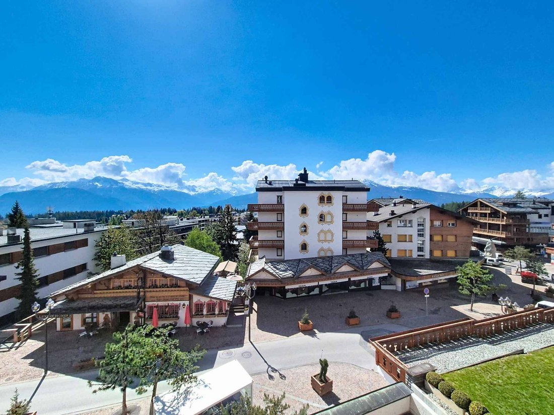 Appartamento a Crans-Montana, Vallese, Svizzera 1 - 19109494