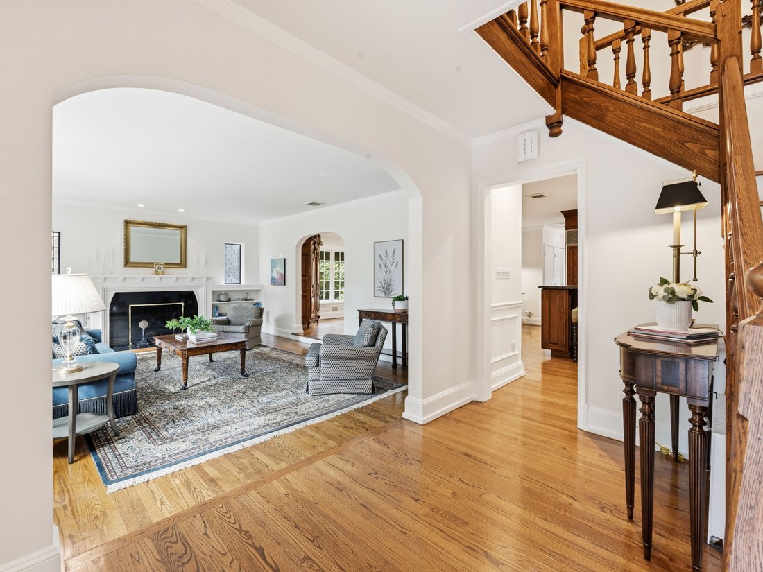 Haus in Manhasset, New York, Vereinigte Staaten 4 - 19109380