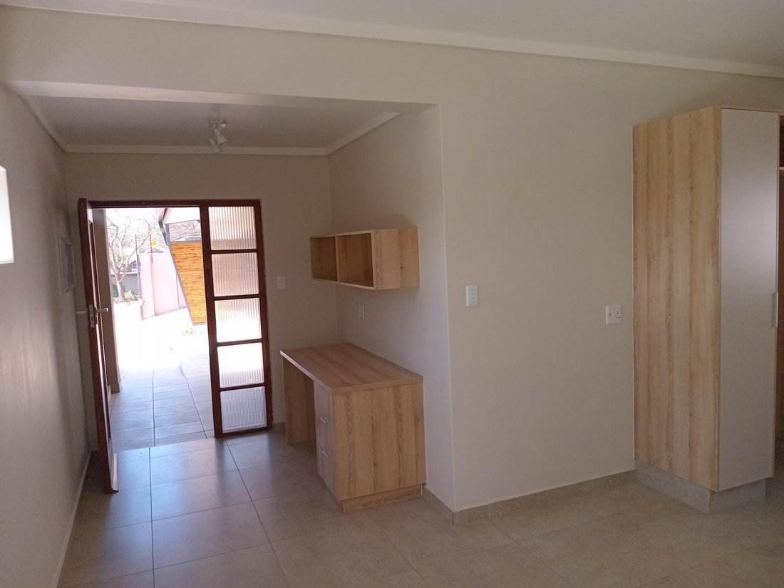 Pretoria, Gauteng, South Africa 3 - 19109593