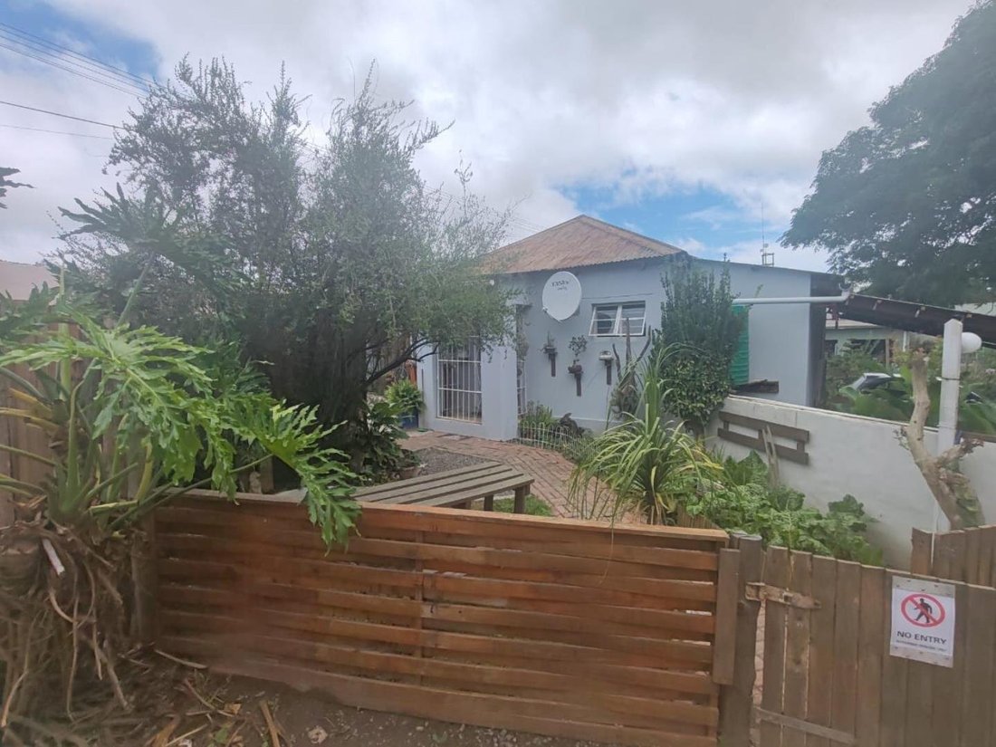 Andere in Umtata Central, Mthatha, Südafrika 3 - 19110032