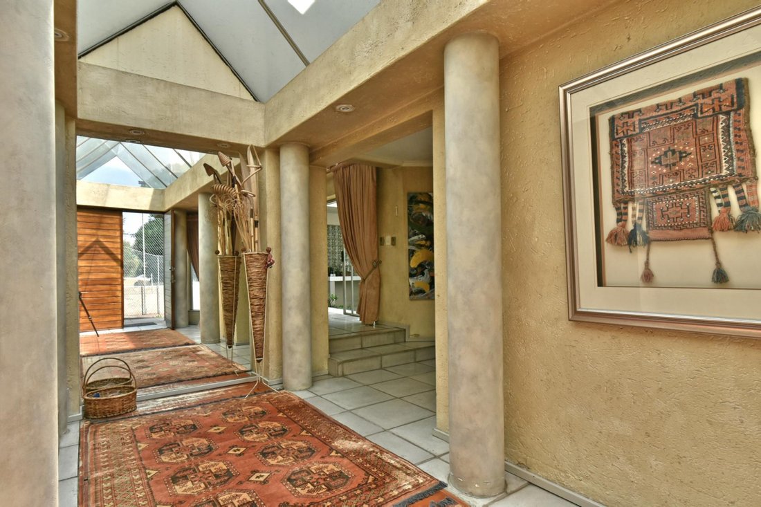 Haus in Alexandra, Gauteng, Südafrika 3 - 19110054