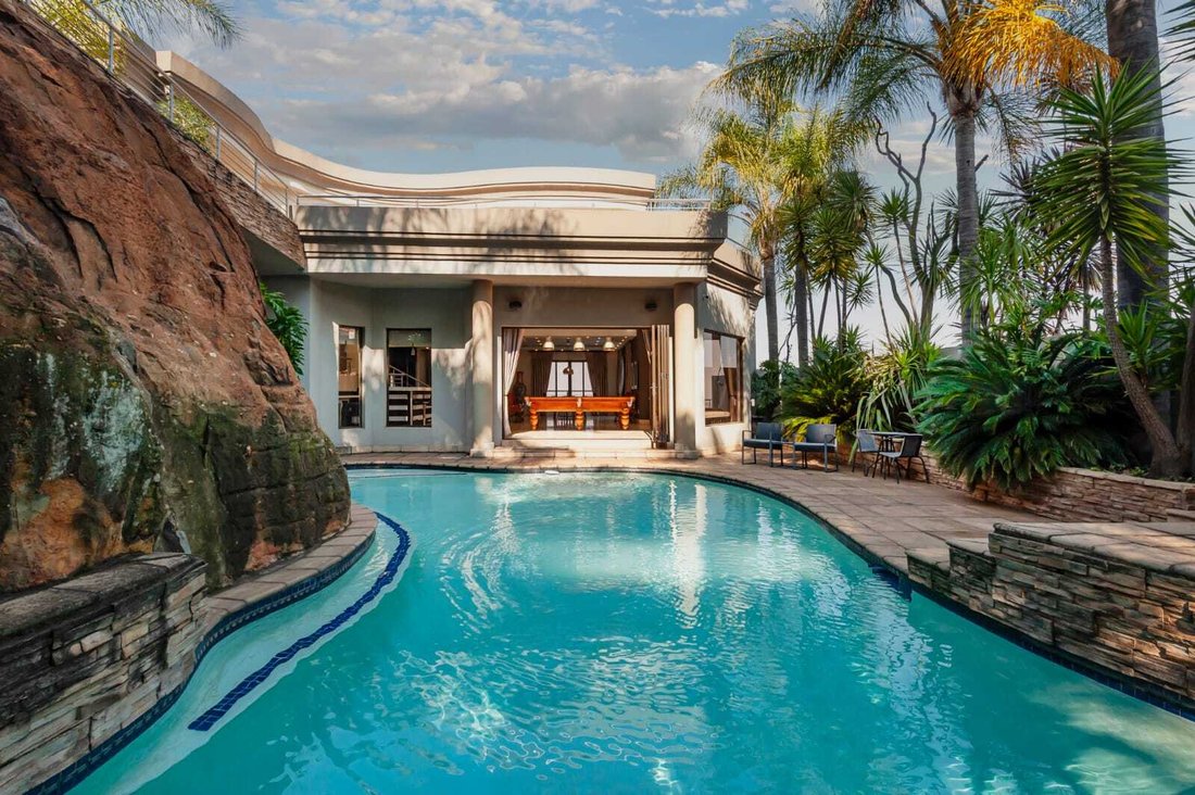 House in Johannesburg, Gauteng, South Africa 2 - 19109694