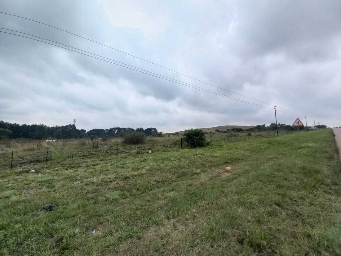 Land in Sunderland Ridge AH, Gauteng, South Africa 4 - 19109986