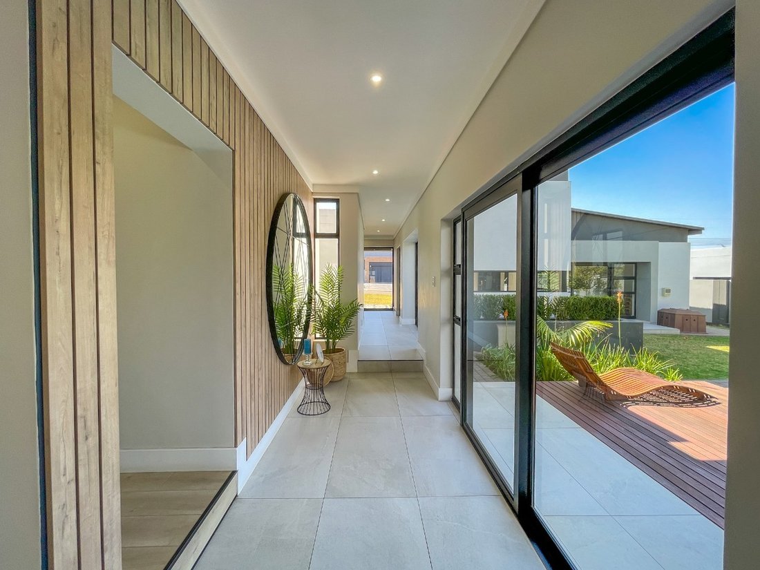 Otros en Sunderland Ridge AH, Gauteng, Sudáfrica 4 - 19109847