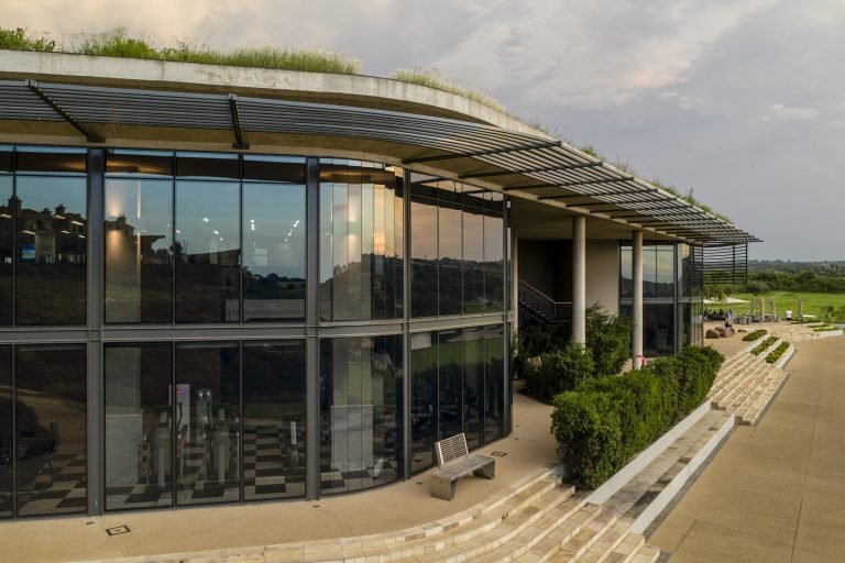 Andere in Halfway House Estate, Gauteng, Südafrika 5 - 19109927