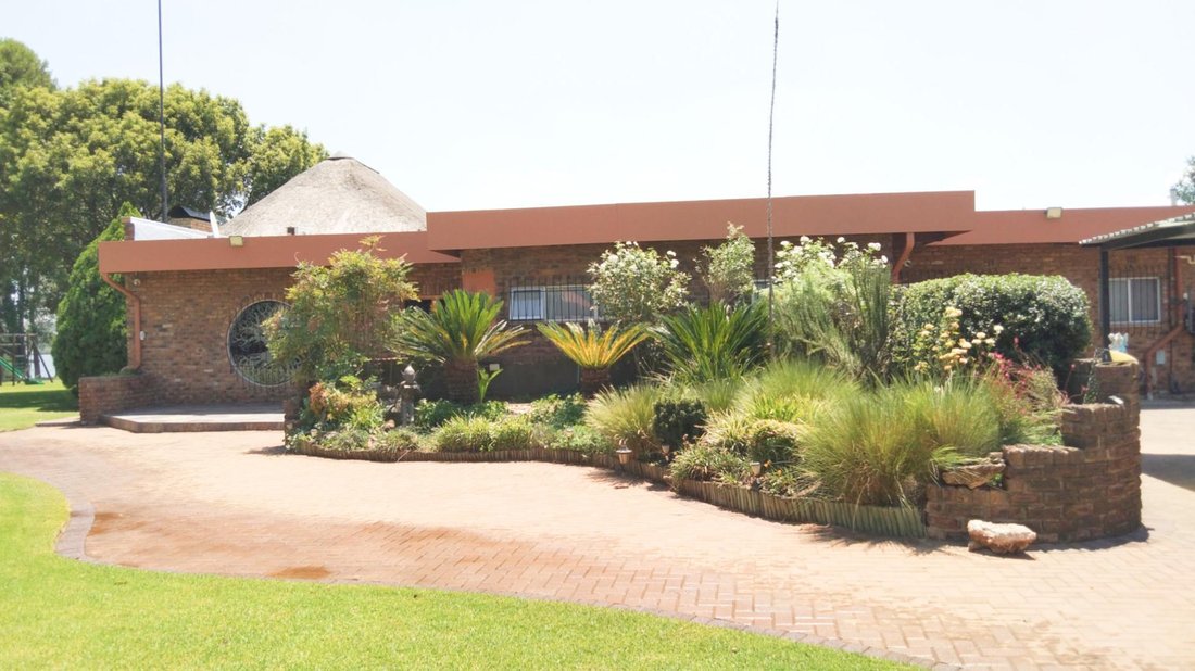 House in Gauteng, South Africa 4 - 19109964