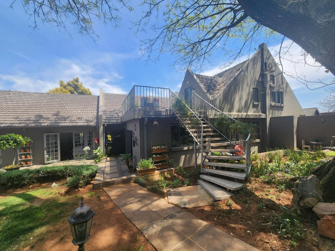Haus in Pretoria, Gauteng, Südafrika 2 - 19110020