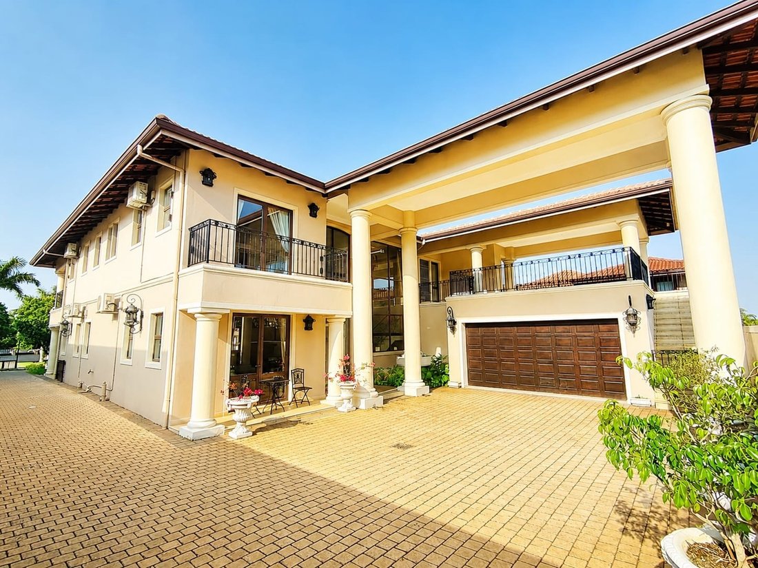Umhlanga Ridge, KwaZulu-Natal, South Africa 4 - 19109984