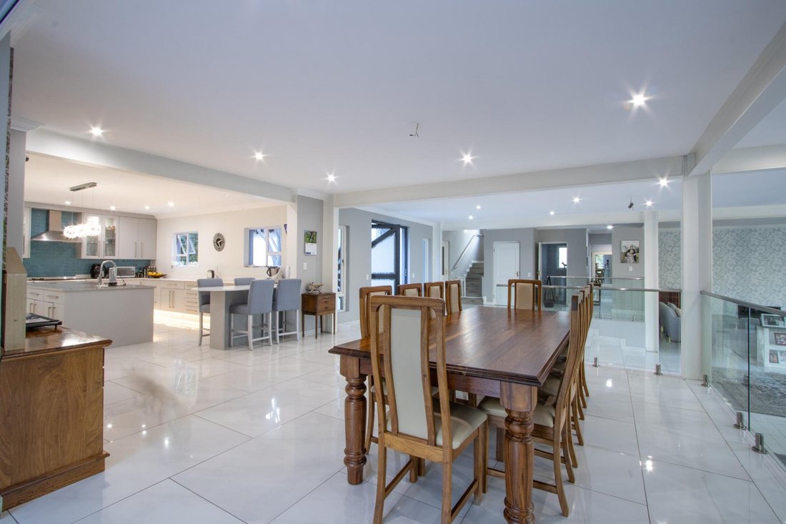 Haus in Halfway House Estate, Gauteng, Südafrika 4 - 19109921