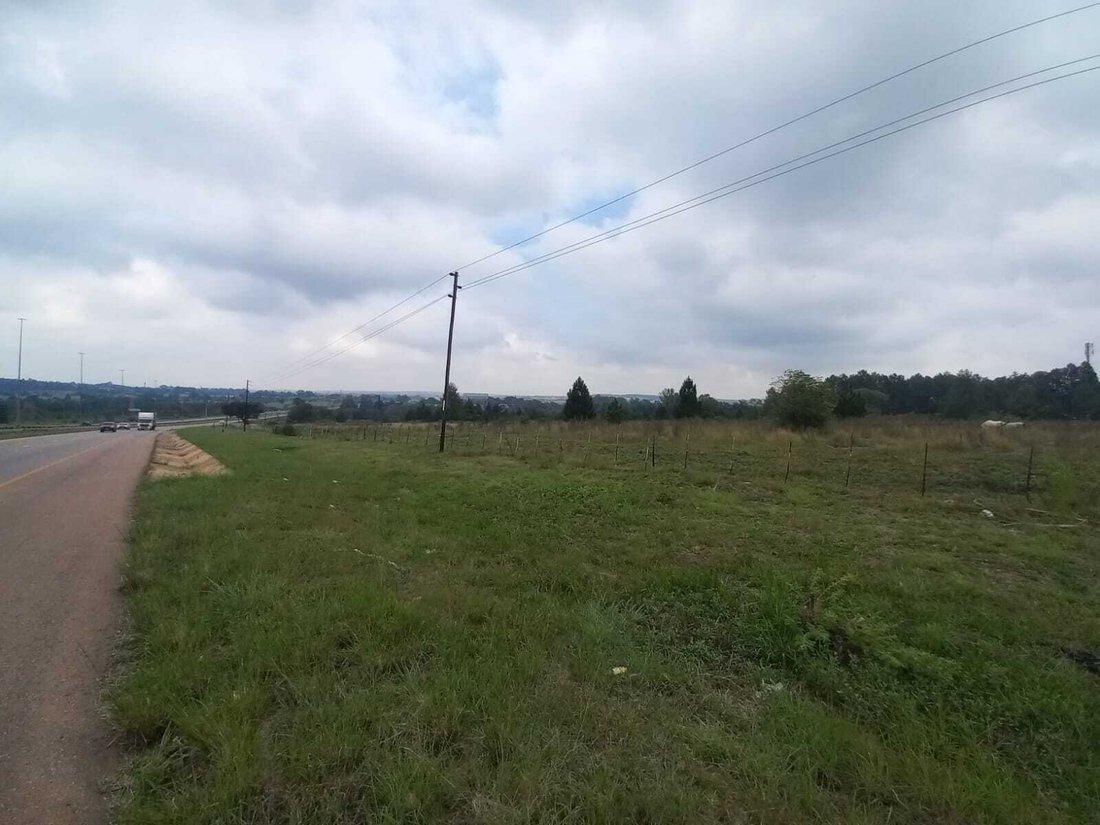 Land in Sunderland Ridge AH, Gauteng, South Africa 2 - 19109986