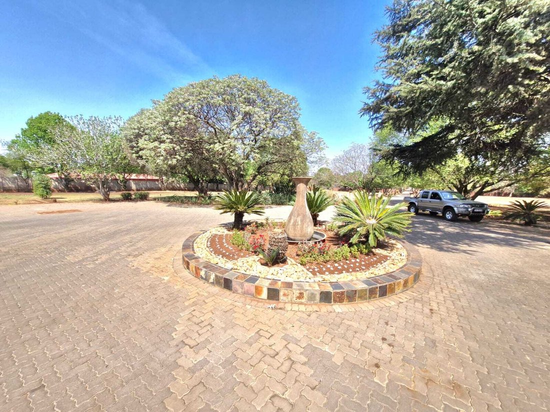 Otros en Sunderland Ridge AH, Gauteng, Sudáfrica 4 - 19109771