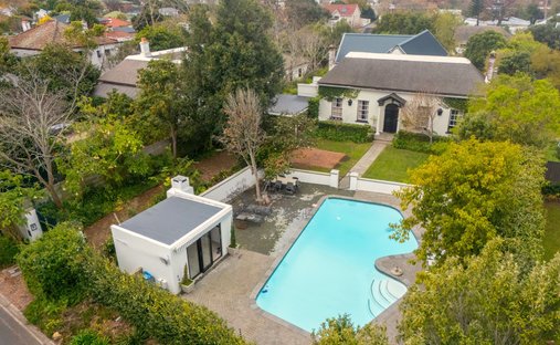 House in Clovelly, South Peninsula, Cape Town 1