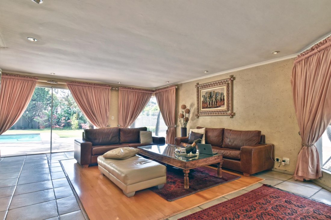Haus in Alexandra, Gauteng, Südafrika 4 - 19110054