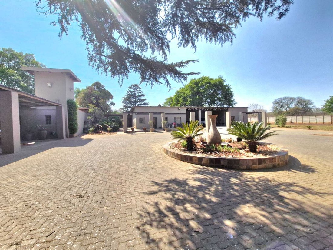 Otros en Sunderland Ridge AH, Gauteng, Sudáfrica 1 - 19109771