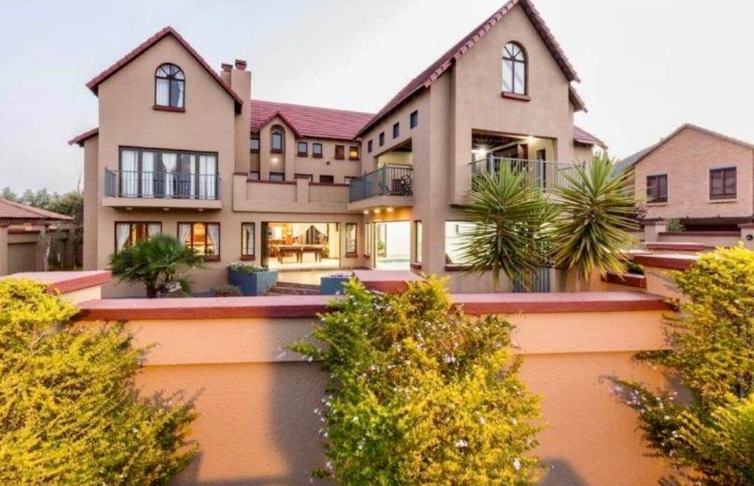 Sunderland Ridge AH, Gauteng, South Africa 3 - 19109797