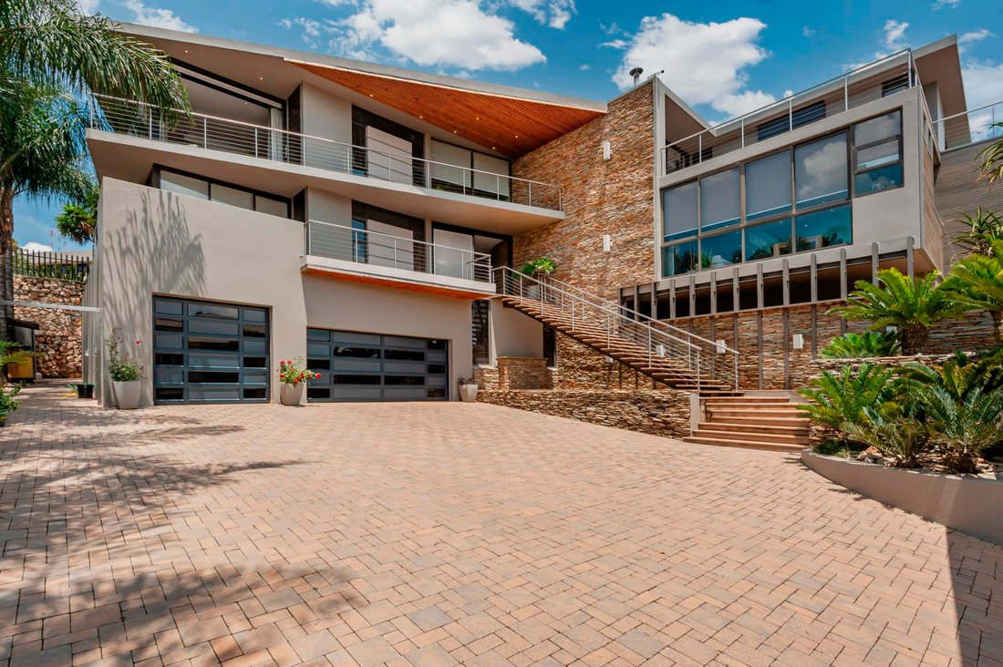 Haus in Bedfordview, Gauteng, Südafrika 2 - 19109656
