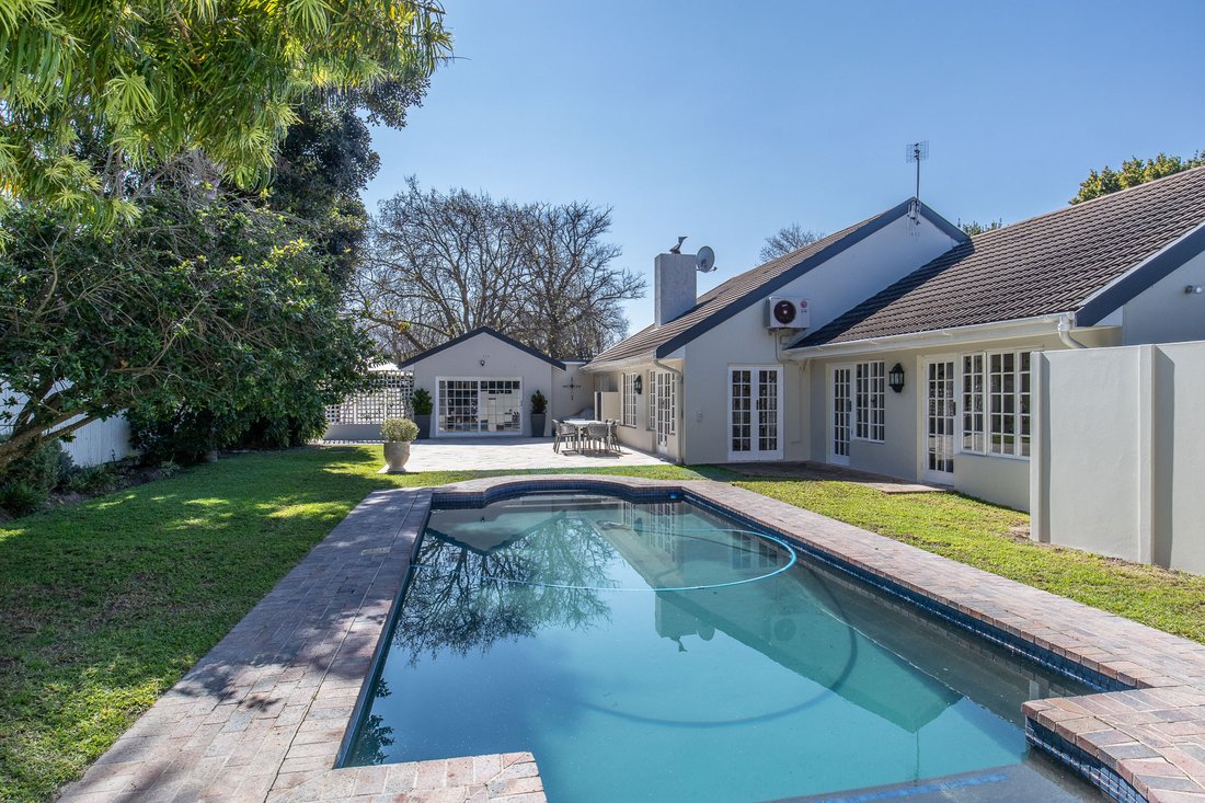 House in City Centre, City Bowl, Cape Town 1 - 19109719