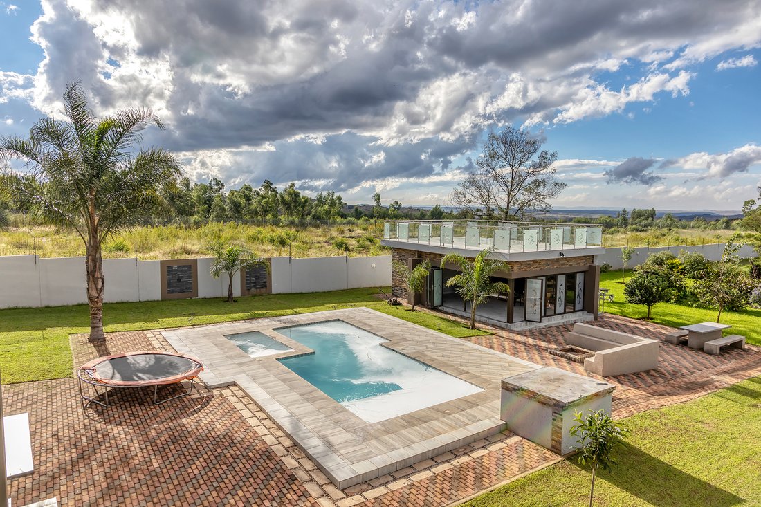 House in Rant-En-Dal, Krugersdorp, Gauteng 5 - 19110216