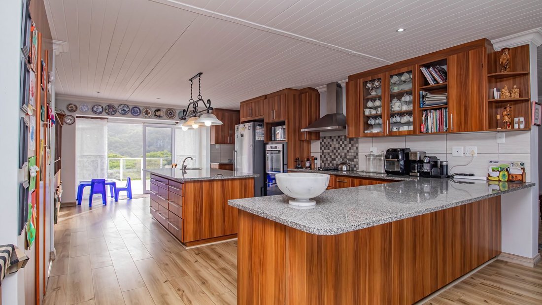 House in Outeniqua Strand, Western Cape, South Africa 4 - 19109950