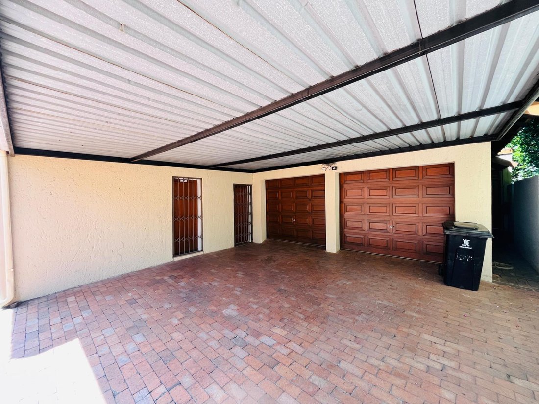Casa en Bedfordview, Gauteng, Sudáfrica 3 - 19109746