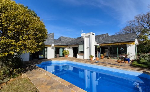 House in Firgrove Rural, Helderberg, Cape Town 1